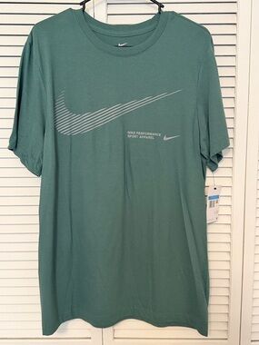 Nike Short Sleeve Tee